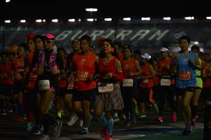 BIB: 22433, 22813, 23666, 29106, 8166, 278, 28710
                            <button type="button" onclick="openModal(10864971)" class="btn btn-primary btn-sm float-right btn-popup" data-toggle="modal" data-target=".modal-high-quality">
                        <i class="fas fa-shopping-cart"></i> Add to Cart
                    </button>
                                            <button type="button" onclick="isThisMe(10864971, true)" class="btn btn-success btn-sm float-right btn-popup btn-isme hidden" data-toggle="tooltip" data-placement="bottom" title="นี่คือรูปของคุณใช่ไหม คลิกที่นี่เพื่อเอาเข้าอัลบั้ม">
                        <i class="fas fa-plus"></i> Add to album
                    </button>
                    <button type="button" onclick="isThisMe(10864971, false)" class="btn btn-warning btn-sm float-right btn-popup btn-isnotme hidden">
                        <i class="fas fa-ban"></i> Remove from album
                    </button>